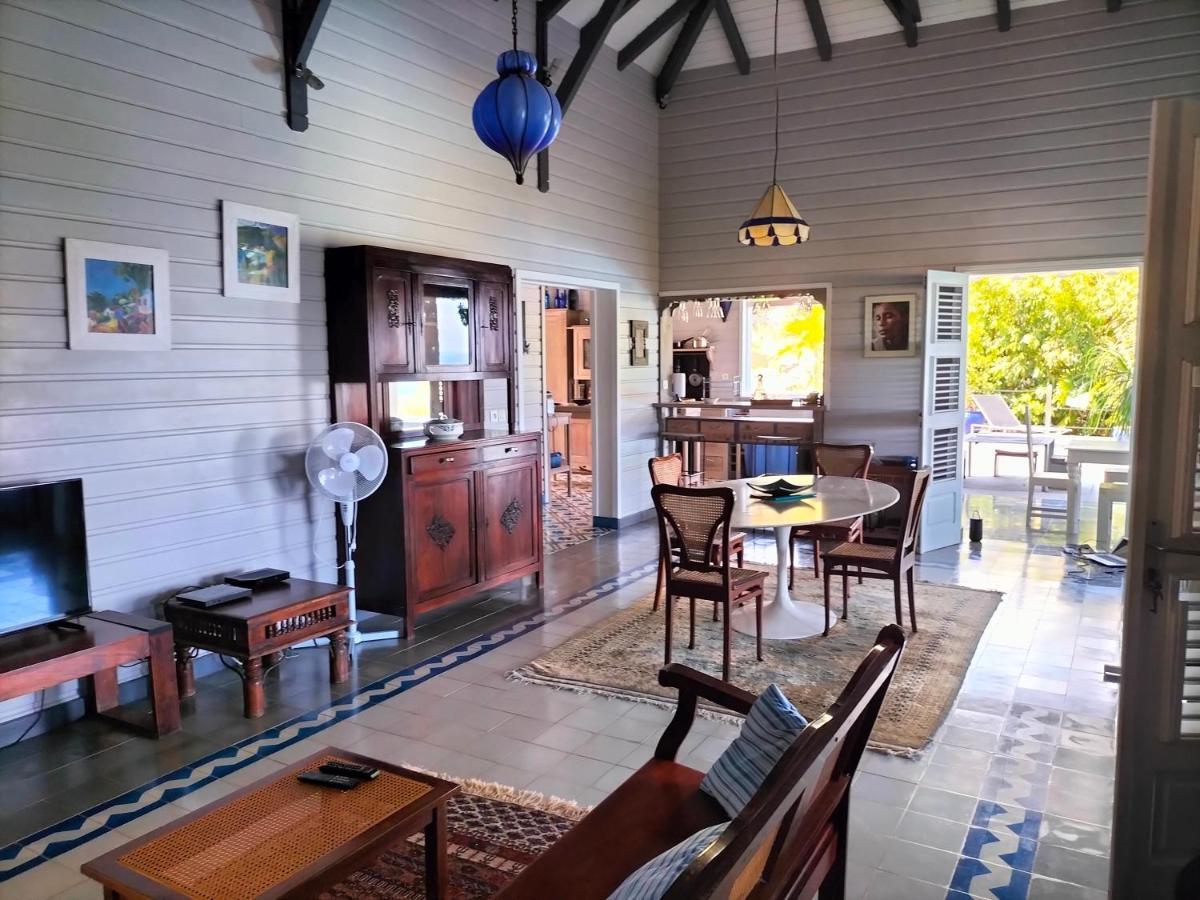 Les Hauts De La Baie Terre-de-Bas ภายนอก รูปภาพ